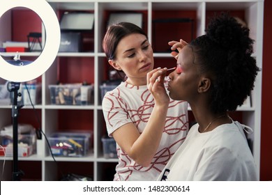 4,331 African Makeup Artist Images, Stock Photos & Vectors | Shutterstock