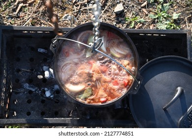 
Make Beef Stew Using A Dutch Oven At The Camp