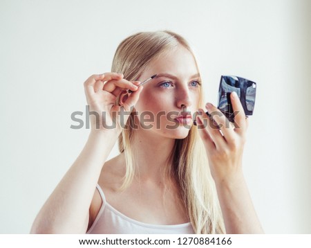 make up woman making eye shadows natural beauty portraits fresh healthy skin 