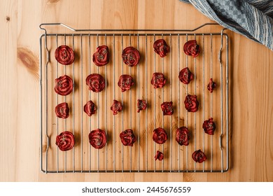 Make your own beetroot chips at home on the baking tray