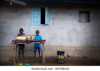 Makeni, Sierra Leone, Africa - June 06, 2013: Makeni, Bombali District North Of Sierra Leone, Lifestyle In A Typical Village