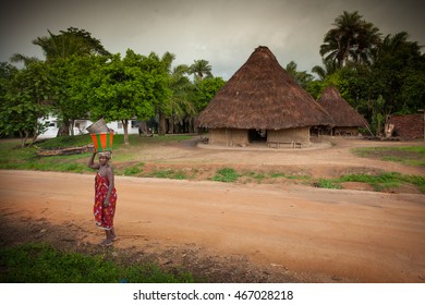 Makeni, Sierra Leone, Africa - June 06, 2013: Makeni, Bombali District North Of Sierra Leone, Lifestyle In A Typical Village