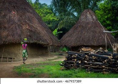 Makeni, Sierra Leone, Africa - June 06, 2013: Makeni, Bombali District North Of Sierra Leone, Lifestyle In A Typical Village