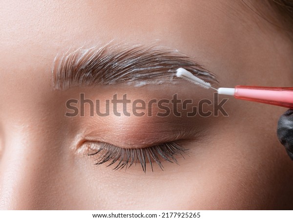 The make-up artist\
does Long-lasting styling of the eyebrows of the eyebrows and will\
color the eyebrows. Eyebrow lamination. Professional make-up and\
face care.