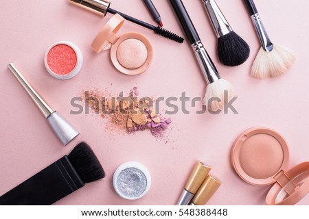 Makeup brush and cosmetics Foto stock © 