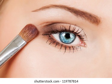 Makeup Brush Eyeshadow On Eyelid