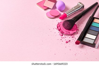 24,129 Makeup essentials Images, Stock Photos & Vectors | Shutterstock