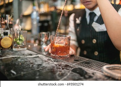  Making Craft Cocktail