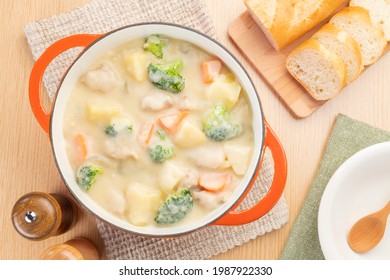 Making Cream Stew With Chicken And Vegetables.