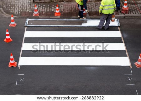 making of a new pedestrian crossing on the road
