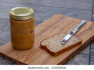 Making A Peanut Butter And Jelly Sandwich