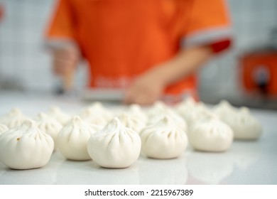 The Making Process of Chinese Steamed Buns