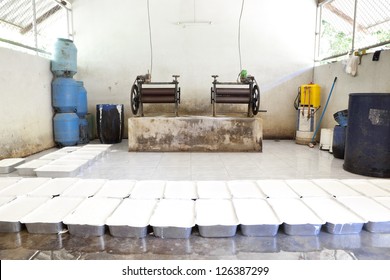 Making rubber sheets process