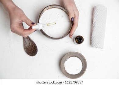 Making Zero Waste, Toxic Free Room Freshener, DIY Baking Soda And Essential Oil Air Freshener.
