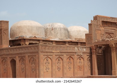 491 Makli Necropolis Images, Stock Photos & Vectors 