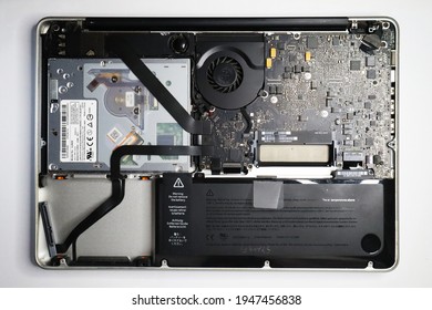 Malacca, Malaysia - March 31,2021 : Old Macbook Pro 2012 Internal Parts For Repair (Hard Disk Replacement)