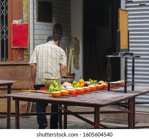 Malacca, Malaysia - Oct 4, 2014. People On Street In Malacca, Malaysia. Malacca (Melaka) Was Listed As A UNESCO World Heritage Site Together With George Town On 2008.