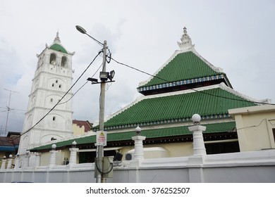 MALACCA, MALAYSIA-29 JANUARY 2016- The Masjid Kampung Kling (Keling) in Malacca is shaped like a pagoda. - Shutterstock ID 376252507