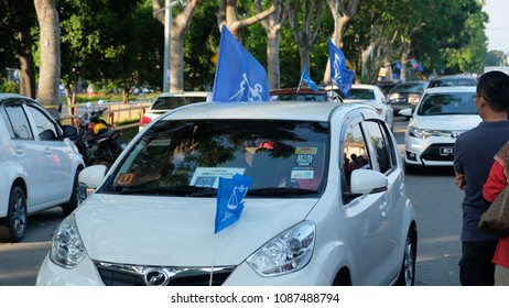 Malacca,Malaysia; 09/05/2018; Crowds Casting Their Votes For 14th Malaysian General Election In Malacca Malaysia On 09/05/2018. 