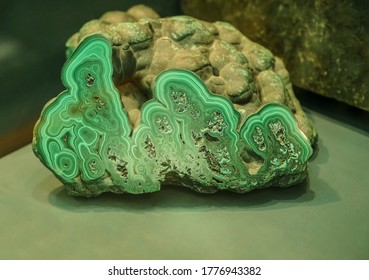 Malachite Cut. Green Gem Stone Pattern