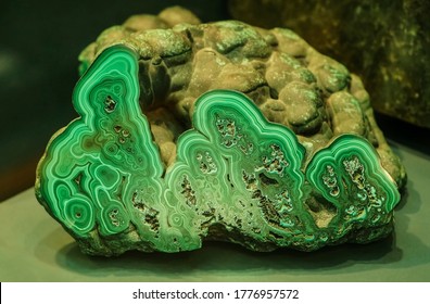 Malachite Cut. Green Gem Stone Pattern