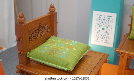 Malay Traditional Wood Carving Chair Arts With Songket Pillow