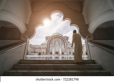 Malaysia Mosque With Muslim Pray In Malaysia, Asian