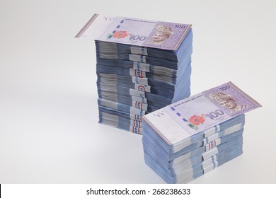 Malaysia currency Images, Stock Photos & Vectors  Shutterstock