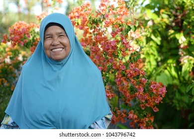 Indonasian Muslim Girls Images