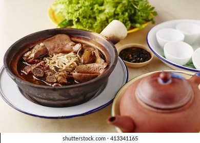 Malaysian stew of pork and herbal soup, ba kut teh
