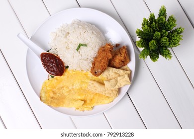 Malaysian Traditional Food. Nasi Lemak Kukus