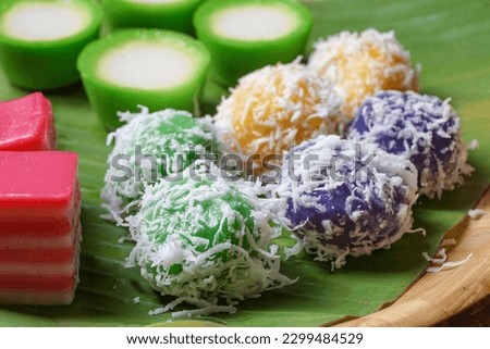 Malaysia's popular sweet dessert Kuih Buah Melaka