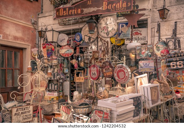 Malcesine On Garda Lake Italy September Stockfoto Jetzt Bearbeiten