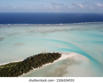 Maldivies. View from above. No filters.