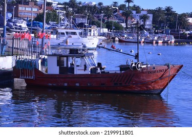 Piriápolis, Maldonado, Uruguai
Jun, 15, 2016
Sunset At The Pier The Walled Harbor With Moored Boats