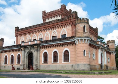 Piriápolis  Maldonado Uruguay -12 29 18 : Castillo De Piria Whit Blue Sky And Clouds