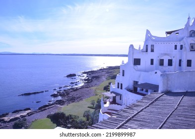 Piriápolis, Maldonado, Uruguay
Jun, 15, 2016
Sunset Landscape With White House On The Mountain In Greek Style