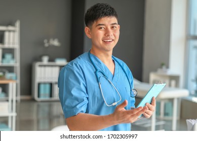 Men Nurse Images Stock Photos Vectors Shutterstock