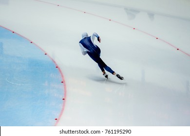 Male Athlete Speed Skater Skate Turn In Ice-skating