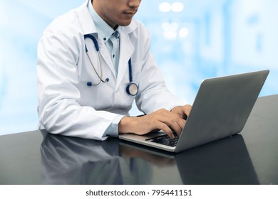 29,728 Typing doctor Images, Stock Photos & Vectors | Shutterstock