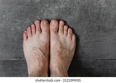 old gay men feet toes