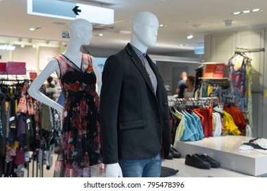 12,426 Male And Female Mannequin Images, Stock Photos & Vectors ...