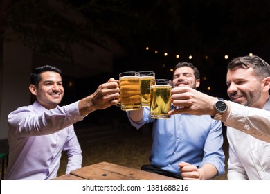 141,734 Men drinking beer Images, Stock Photos & Vectors | Shutterstock