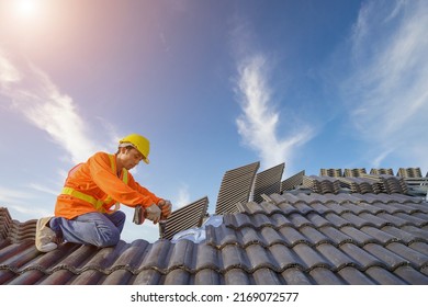 Male Roof Installer Construction Workers On Stock Photo 2169072577 ...