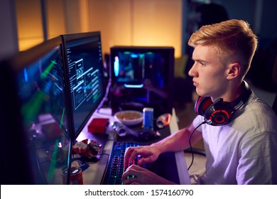 1,126 Teenager Stealing Images, Stock Photos & Vectors | Shutterstock