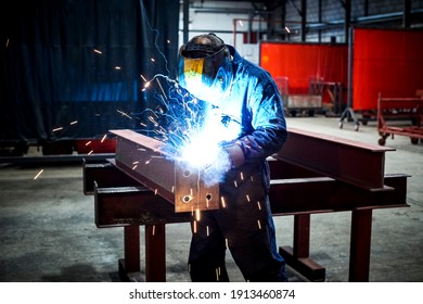 135,392 Metal Welding Work Images, Stock Photos & Vectors | Shutterstock