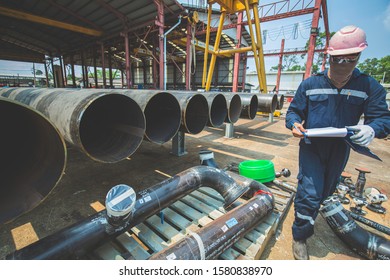 Male worker file record inspection visual pipeline