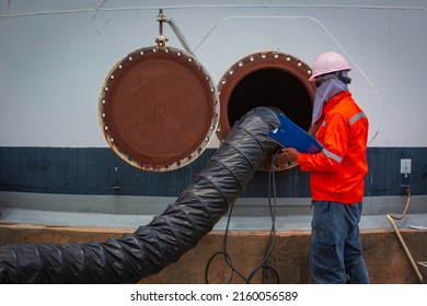 Male Worker Inspection The Tank Carbon Chemical Oil Interface Area Confined Space Safety.