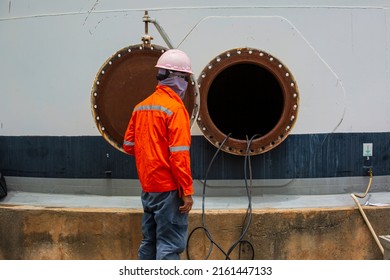 Male Worker Inspection The Tank Carbon Chemical Oil Interface Area Confined Space Safety.