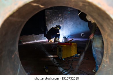 2,725 Confined space worker Images, Stock Photos & Vectors | Shutterstock